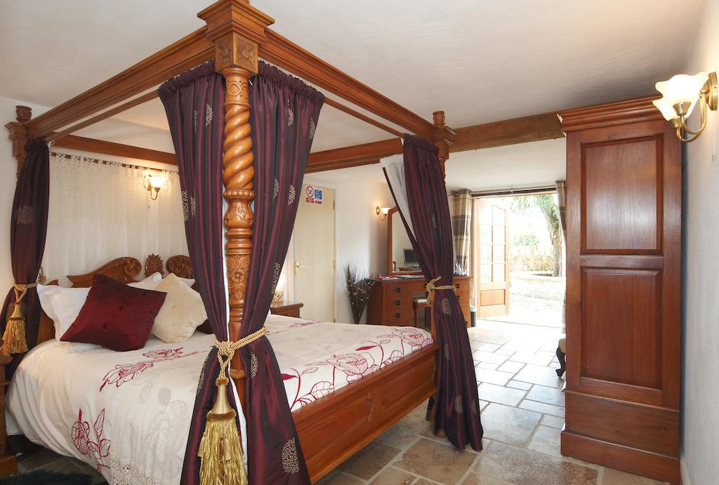 Shave Cross House Inn Bridport Room photo