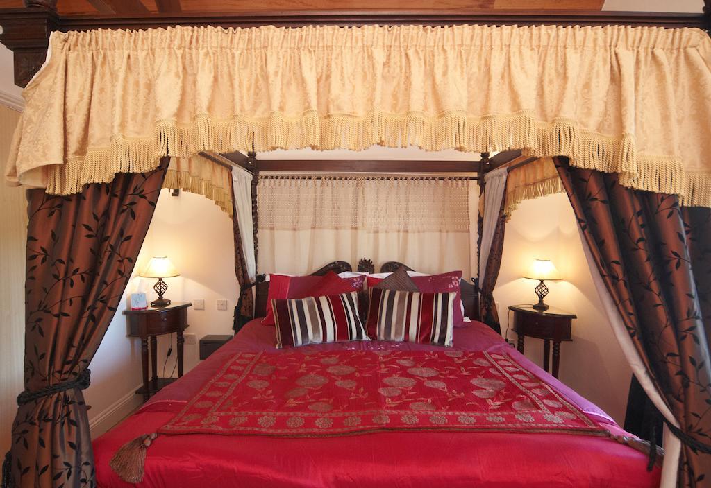 Shave Cross House Inn Bridport Room photo